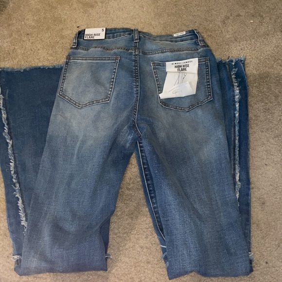 High rise flare jeans - Picture 2 of 3